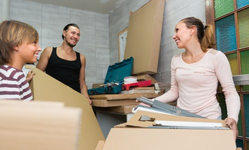 Moving truck service for homes and flats in Anerley
